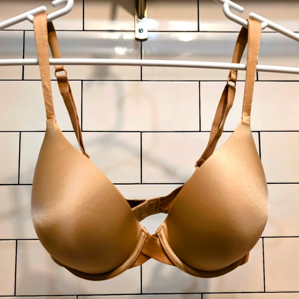 34DD Victoria's Secret Bra with Molded Structural Cups